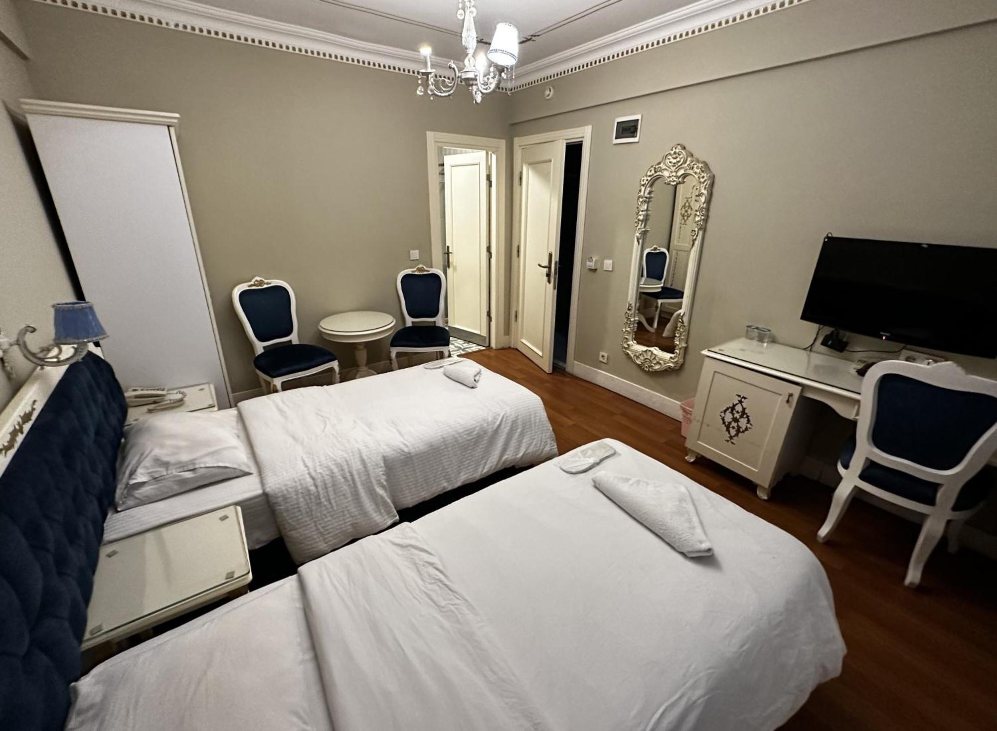 The Istanbul Alyon Hotel Taksim Bagian luar foto
