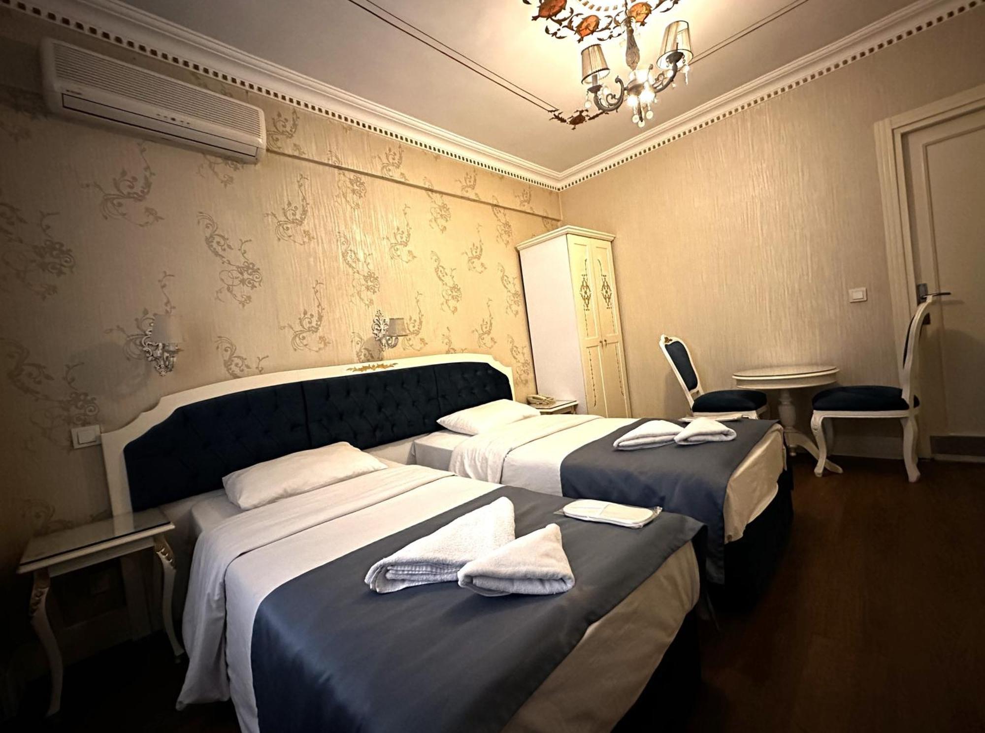 The Istanbul Alyon Hotel Taksim Bagian luar foto